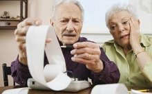 http://i.telegraph.co.uk/telegraph/multimedia/archive/01246/pensioners_bills_1246819c.jpg