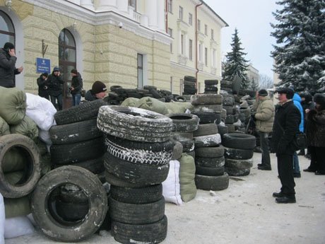 Міліція відпустила шість затриманих активістів Майдану