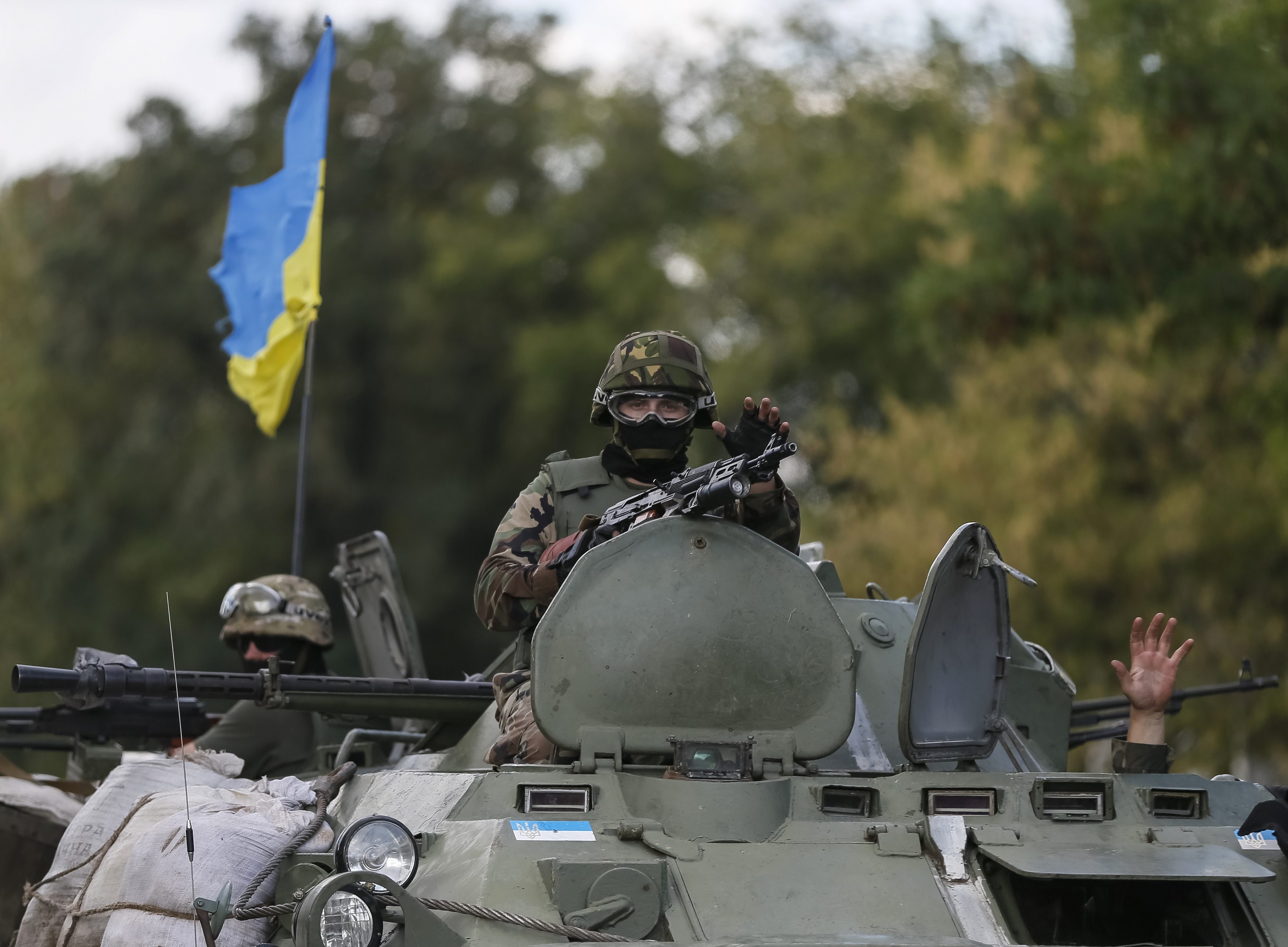 Украинские СМИ : ВСУ захватили поселок Новолуганское под Дебальцево
