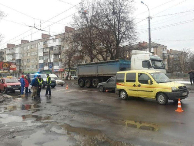 1_0ffd8c04-20ba-4332-a993-e6bfb9eabfe5.j