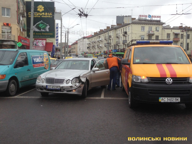 WhatsApp%20Image%202016-11-28%20at%2012w