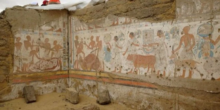 Вхід до гробниці Бата-М-Войї, голови казначейства під час правління фараона Рамзеса II