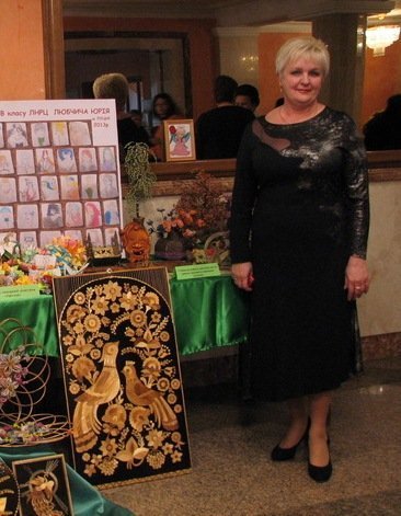 Леся Волинець