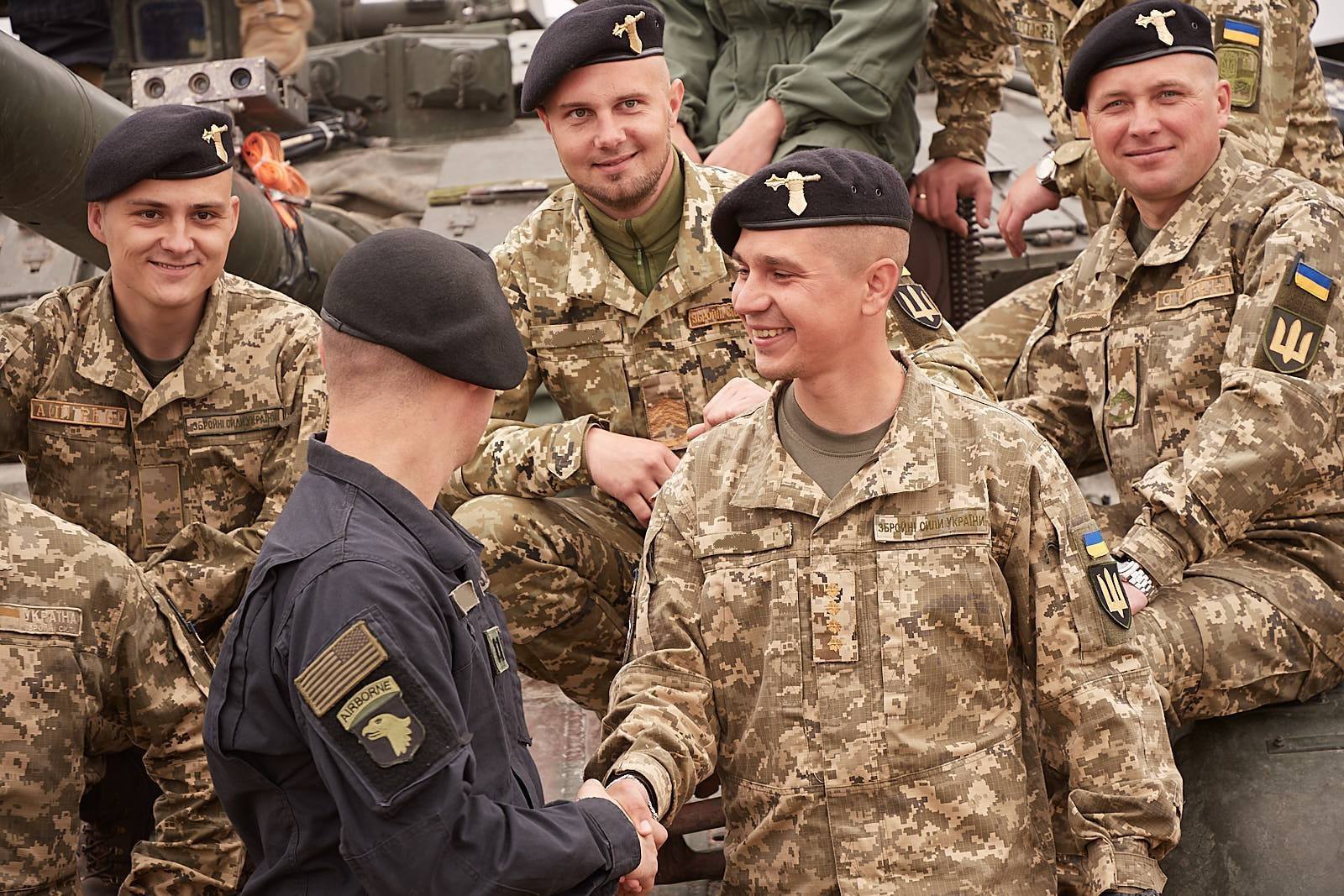 авангард военные сборы. ставрополье солдатский привал. 10х10 военнослужащих. военная кафедра кыргызс. 10х10 военнослужащих.