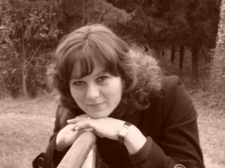 Олена Волошенюк