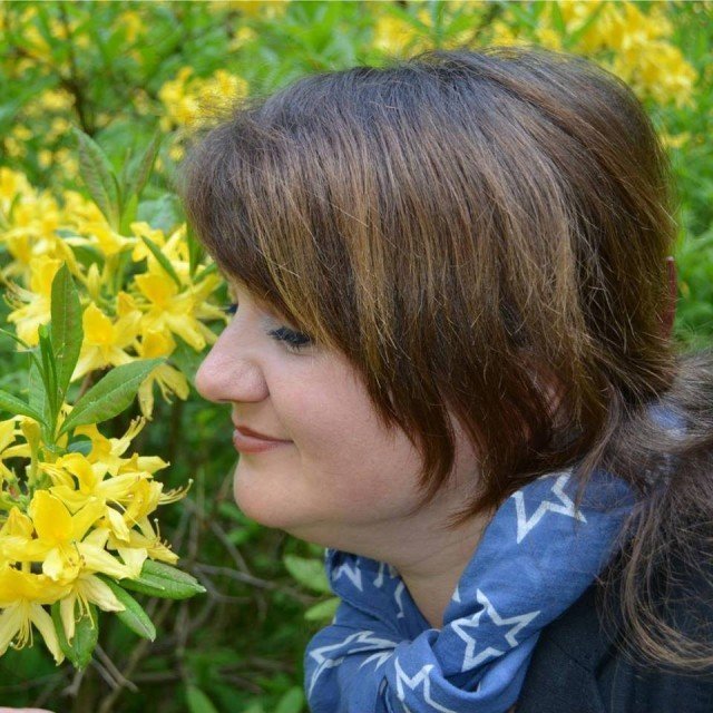 Олена Собець