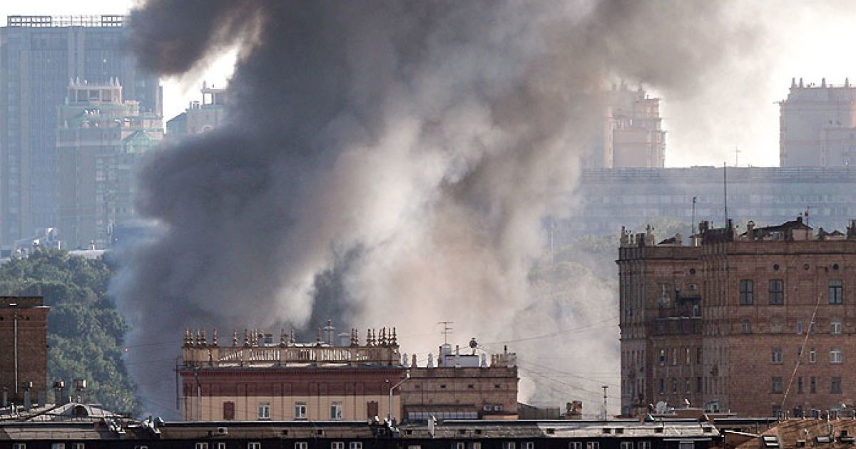 Город москва пожар. Пожар в Москве 2023. Пожар в Москве сейчас 1 час назад. Пожары и взрывы в зданиях. Пожар в Москве сейчас.