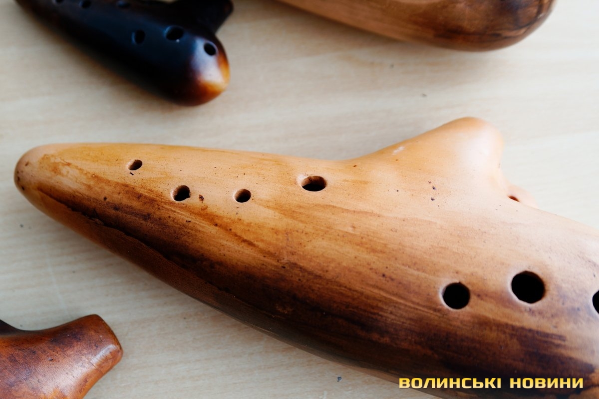 Студенттік жас порно видео Болгариялық әйел өзінің кискасына порно итеріп жіберді