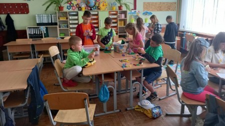 Квести, майстеркласи й екскурсії: як працює пришкільний табір на Волині