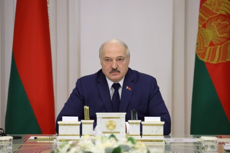 «Умови воєнного часу»: Лукашенко створює нове військове командування