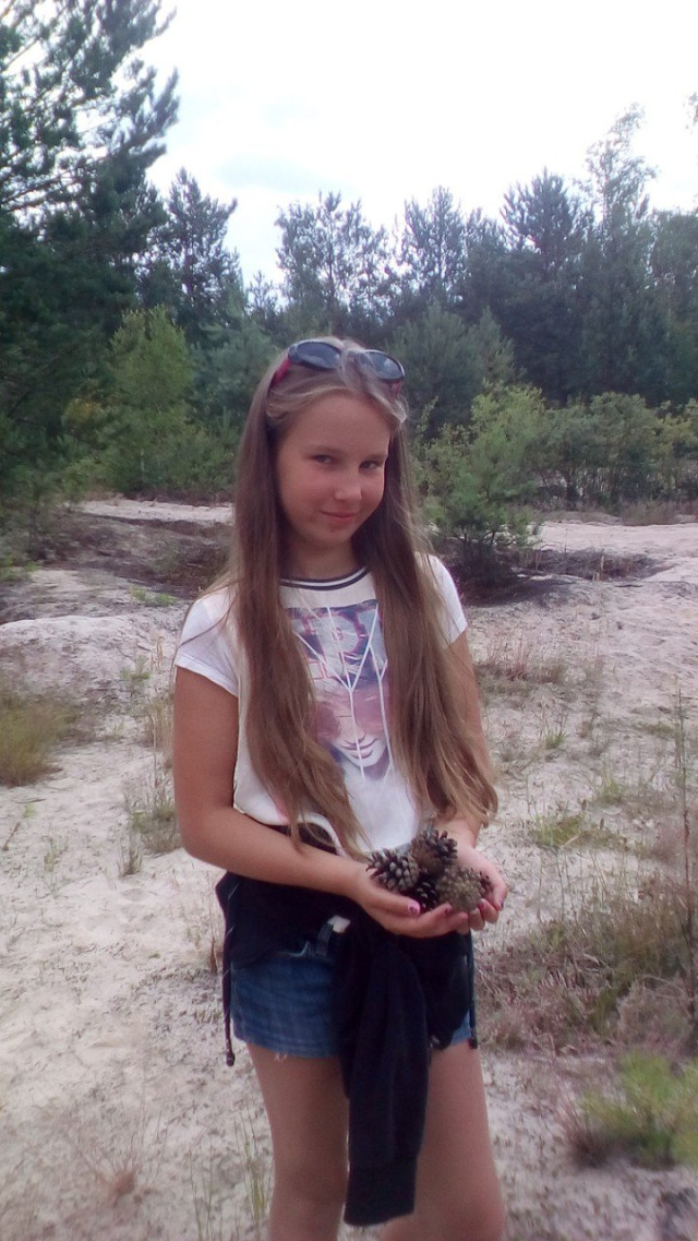 Анютка Саваринська