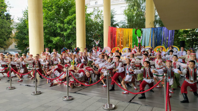 Народний ансамбль народного танцю «Радість» Віктора Шугалова і Галини Соколової