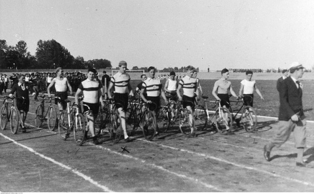 Велозаїзд з нагоди відкриття стадіону, 1933 рік