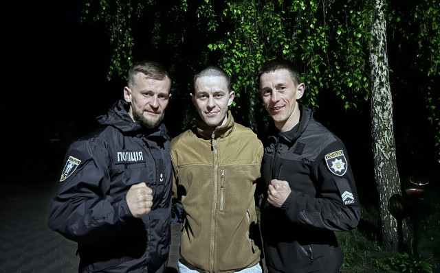 Сергій і його молодші брати-близнюки Андрій і Григорій