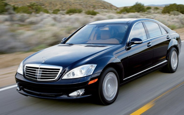 Mercedes-Benz S600 