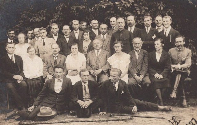 Чеська інтелігенція в Луцьку. Фото з volynaci.cz