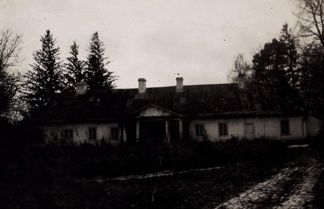 Поміщицька садиба в селі Калусів (Гряди), 1917 р.
