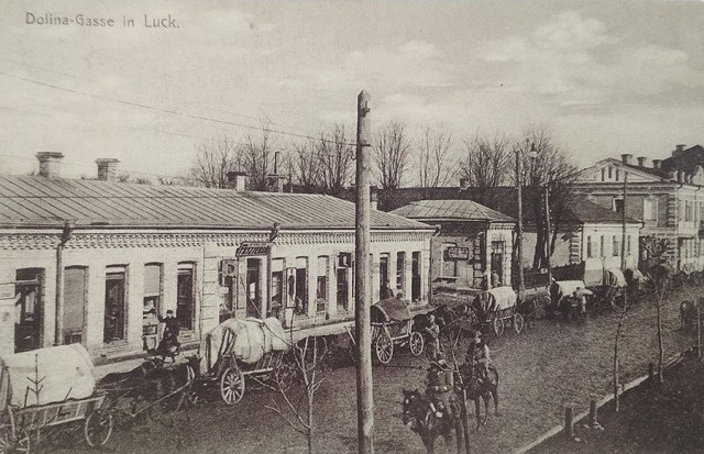 Початок вулиці Винниченка в 1916 році. Поштова листівка видавництва Герша Лібермана. Фото з колекції Віктора Літевчука