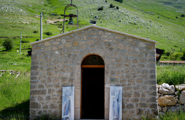 Каплиця у Летіно, Італія