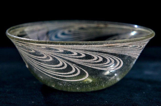 Ця скляна чаша добре збереглася