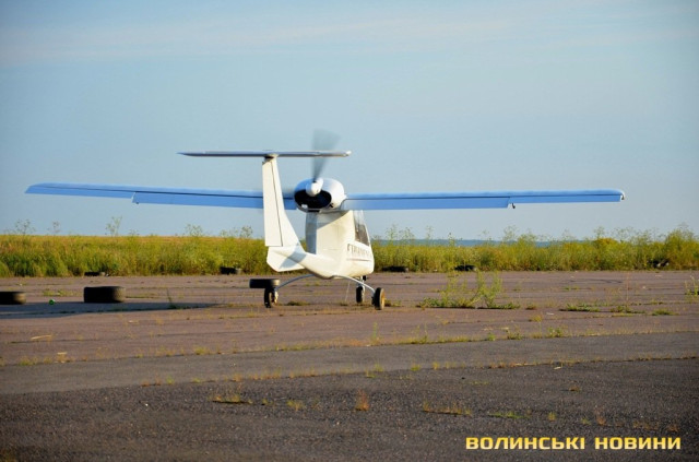 Літак власної конструкції Луцького аероклубу Крила Волині