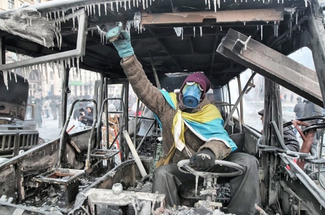 ЩОБ НІКОЛИ НЕ ЗАБУТИ. 60 ВРАЖАЮЧИХ ФОТО З МАЙДАНУ