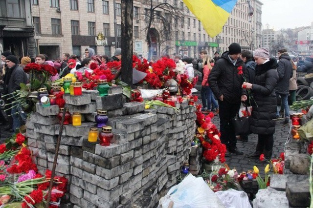 ЩОБ НІКОЛИ НЕ ЗАБУТИ. 60 ВРАЖАЮЧИХ ФОТО З МАЙДАНУ