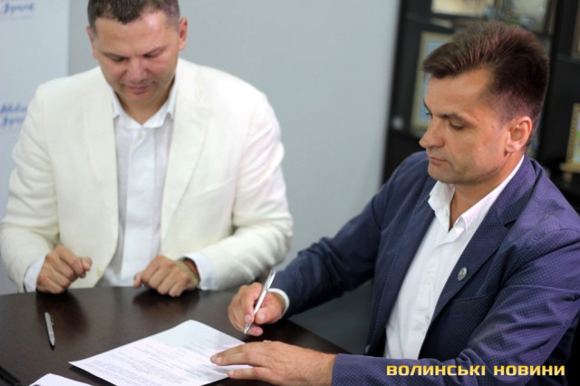 президент Федерації легкої атлетики Волинської області  Володимир Петрович Рудюк 