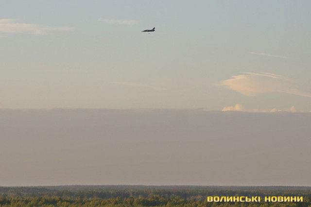 Момент скидання бомби з літака