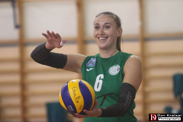 Анна Довгополюк