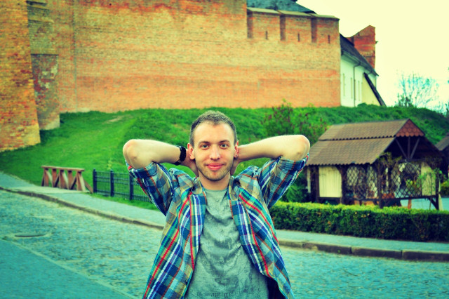 Микита Манолов