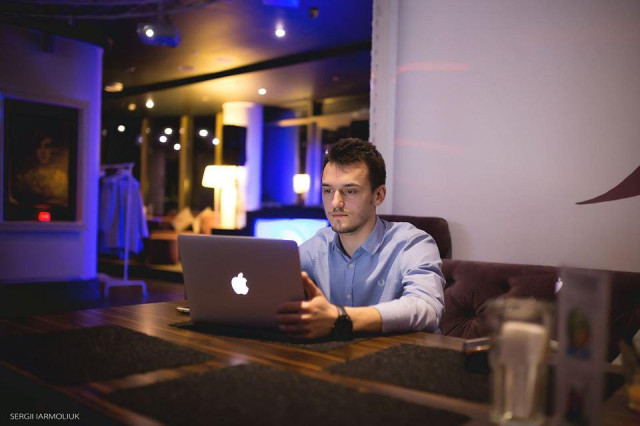 Сергій Ярмолюк