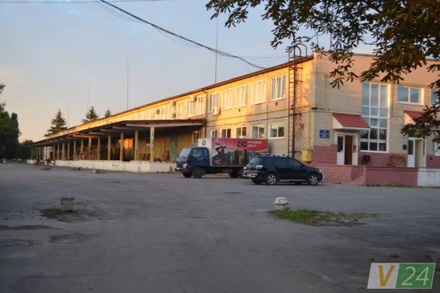 Усі 11 тисяч квадратних метрів здані в оренду різним підприємцям