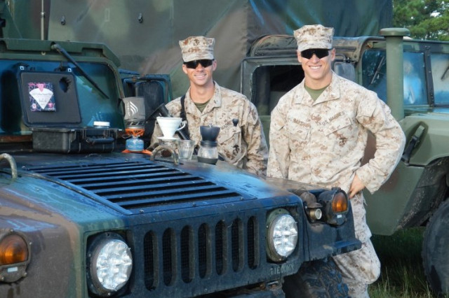 Харрісон Суарес (ліворуч) і Майкл Хафт під час служби в Афганістані