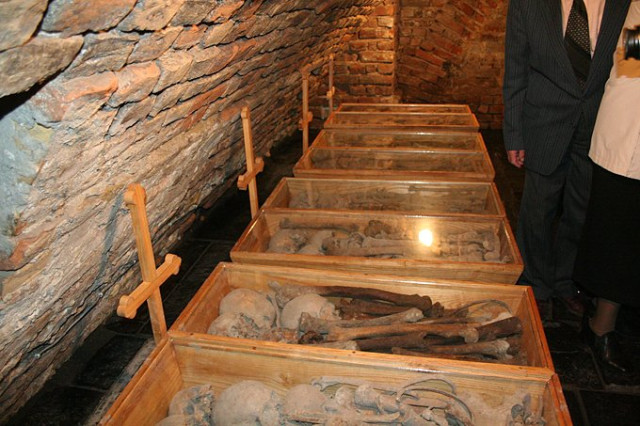 Крипта Хрестовоздвиженської церкви, де похований Данило Братковський