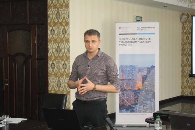 Петро Лавринюк