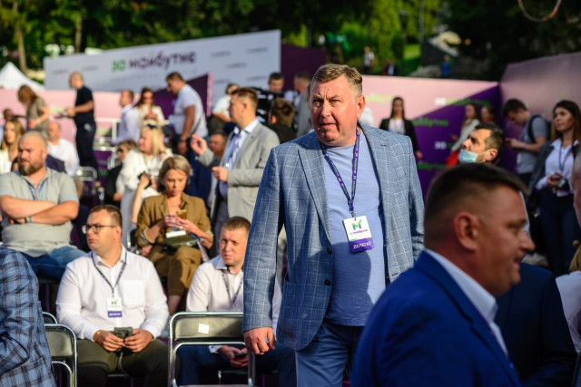 Серед них – досить несподівані обличчя. Зокрема, Володимир Бондар