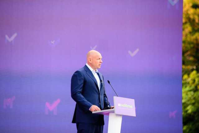 Ігор Палиця починає без зайвих формальностей. «Чому ми тут? Бо дістало!»