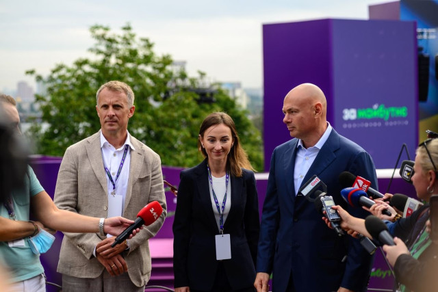 На пресконференції вдалося випитати головне для лучан: хто ж буде балотуватися у мери Луцька