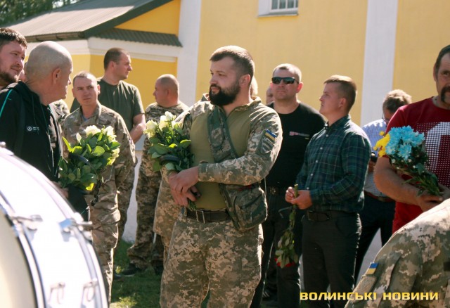 Юрій Сліпко під час похорону