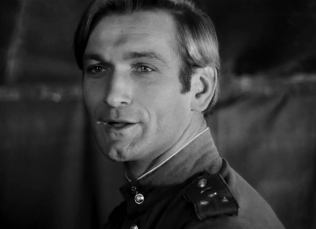 Володимир Талашко грає роль Скворцова у фільмі В бій ідуть лише старі