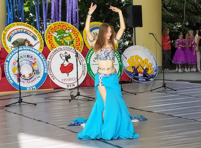 Мистецтво східного танцю в ансамблі «Аміра» Анжеліки Арутюнян