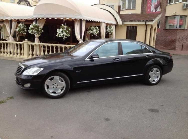Mercedes S600