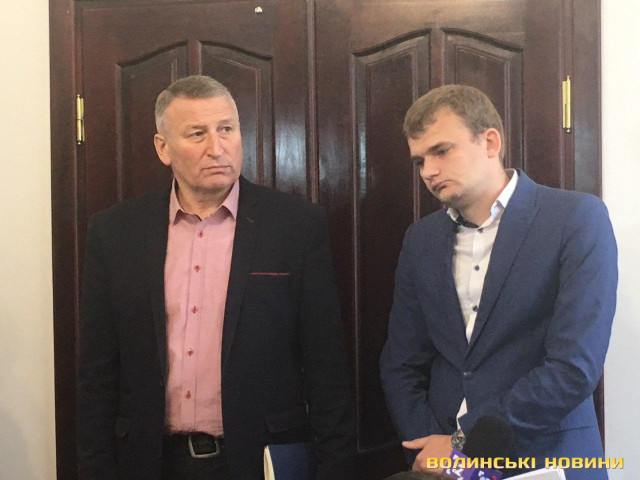 Тарас Гуцуляк із прокурором Анатолієм Коцуром