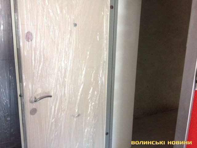 Світлі панелі можна замінити, а можна і залишити