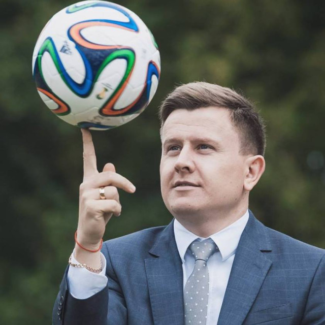 Ярослав Кухаренко