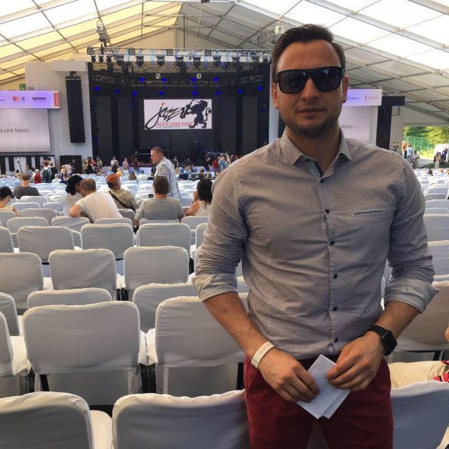 Сергій Гнатина