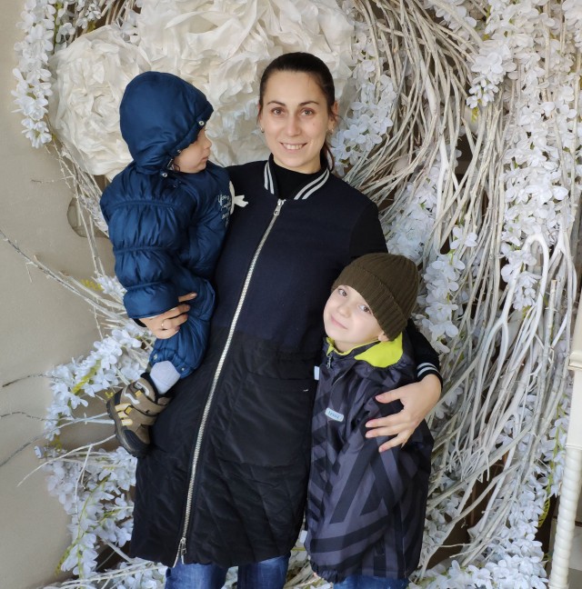 Олена Січко з синами