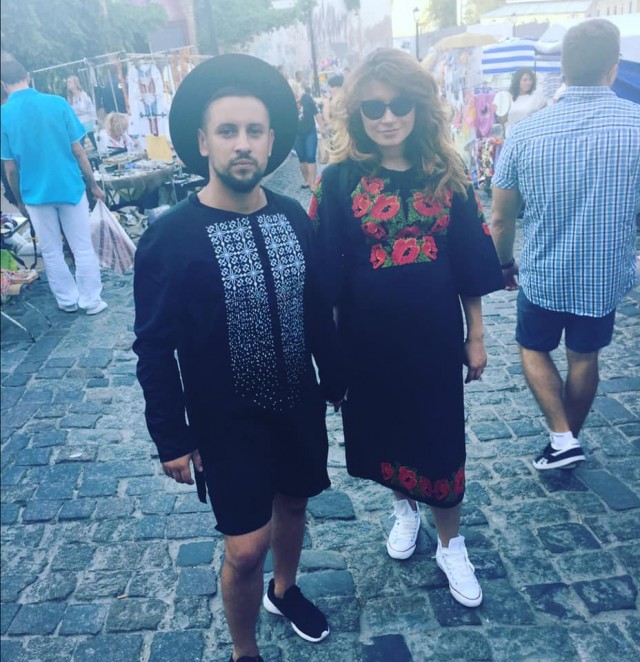Співак Дмитро Монатик з дружиною Іриною