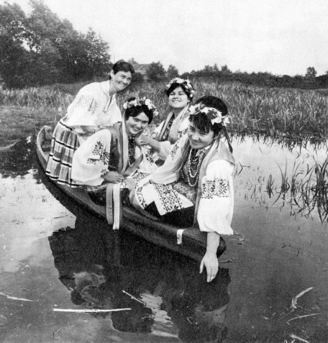 Учасниці художньої самодіяльності Любешівського районного Будинку культури